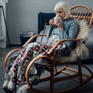 Dementia & Dehydration: Signs Caregivers Should Watch For